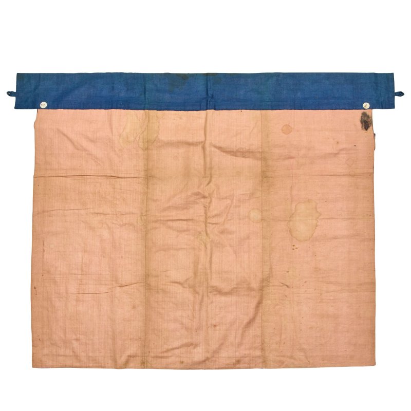 清晚期/民國 緞綉挂屏一組及桌帷一件 | A GROUP OF HANGINGS AND A TABLE FRONTAL - 图5
