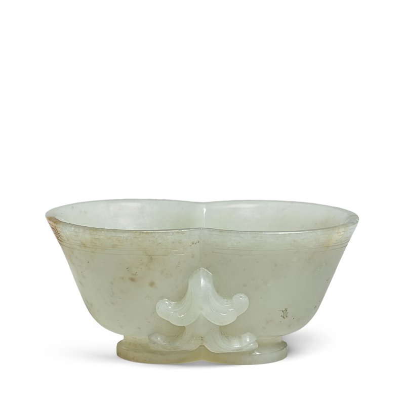 十八/十九世紀 玉雕瑞獸紋雙盃 | A JADE DOUBLE CUP - 图2