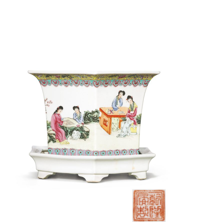 民国 粉彩人物纹六方花盆 - 图1