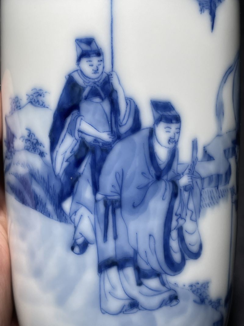 民国 霭生胎青花孝感动天纹小棒槌瓶 - 图6