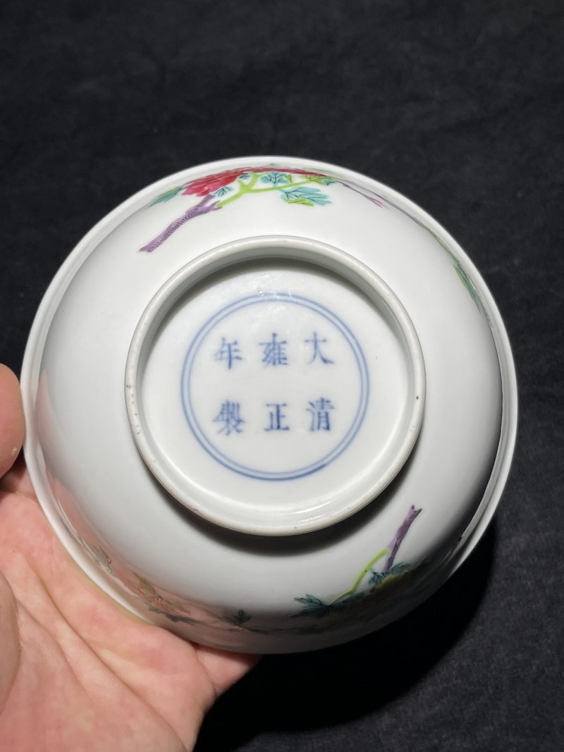清雍正 粉彩没骨花卉纹碗一对 - 图20
