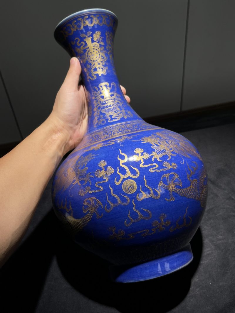 清光绪 祭蓝描金龙纹赏瓶一对 - 图18