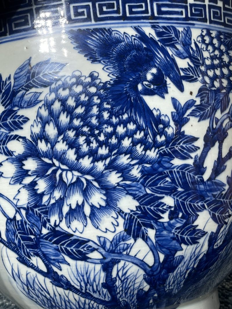 清中期 青花富贵白头纹大花盆一对 - 图22