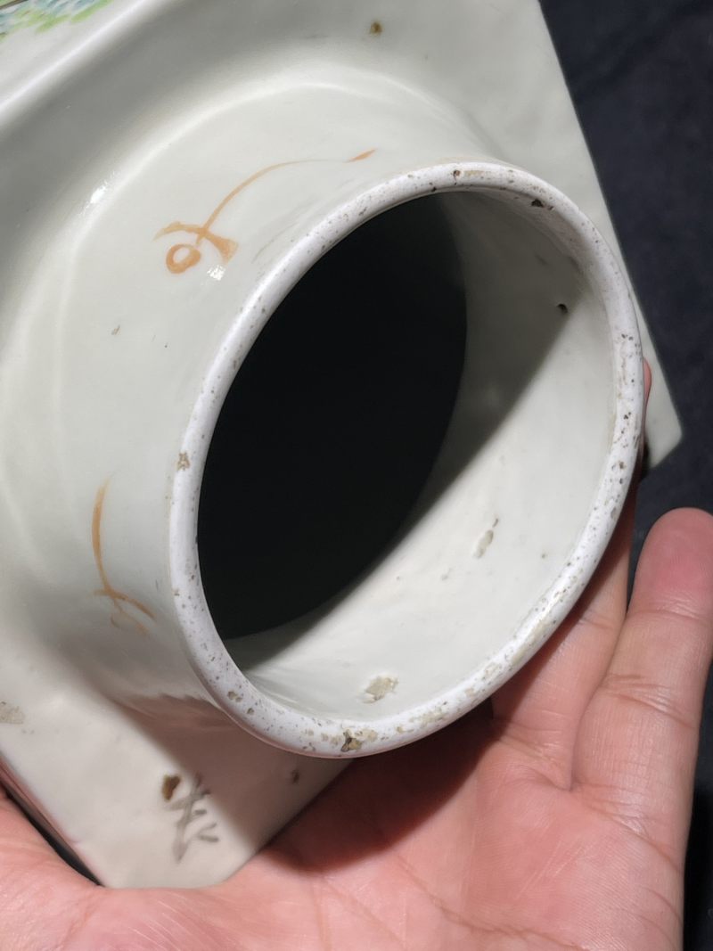 清光绪 浅绛彩山水花鸟纹琮式瓶 - 图10