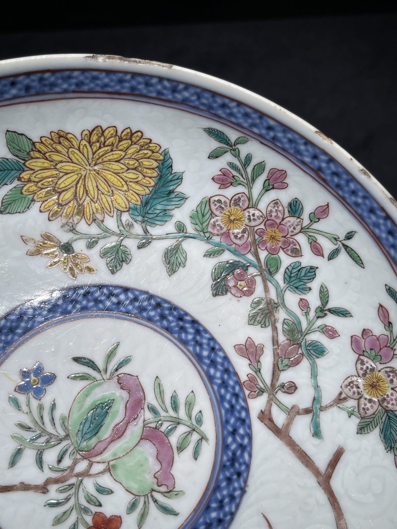 清康熙 青花粉彩暗刻花鸟纹盘 - 图4