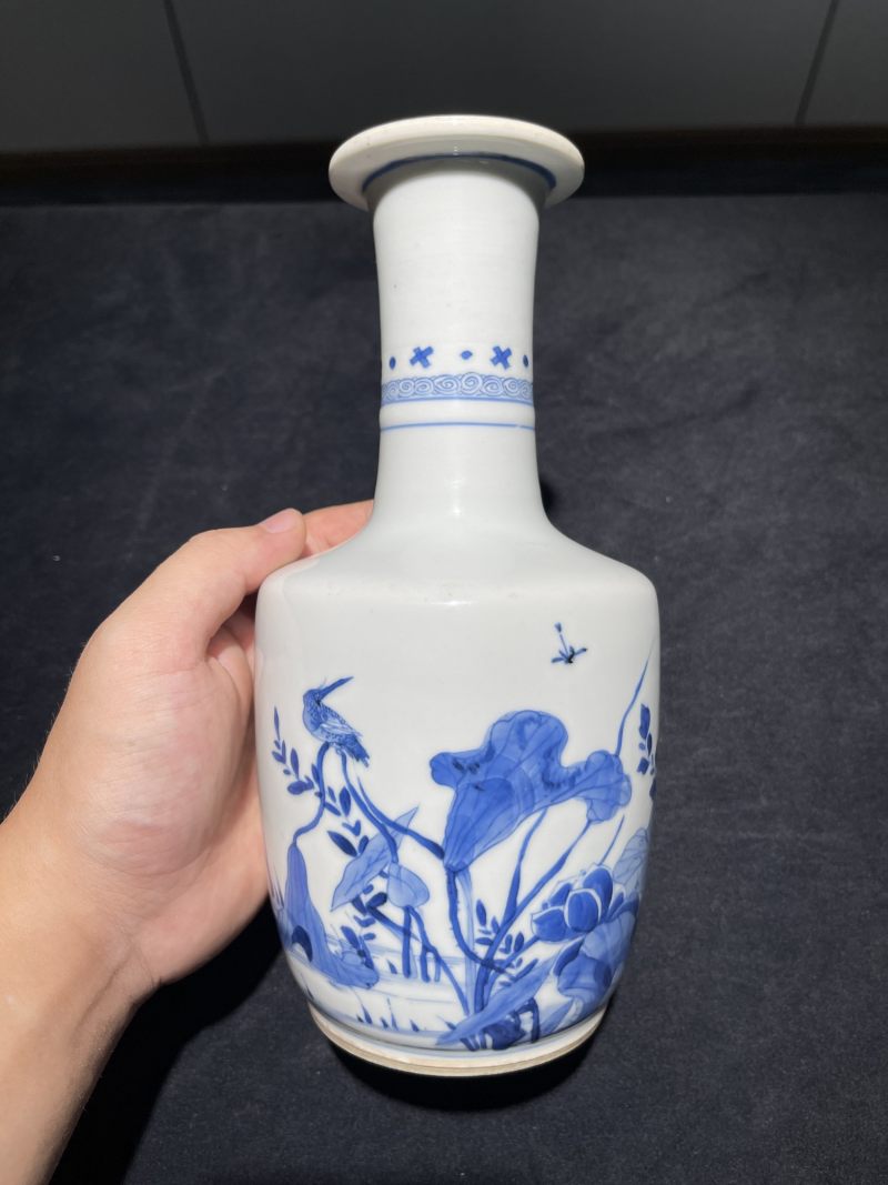 清康熙 青花荷塘月色纹纸槌瓶 - 图2