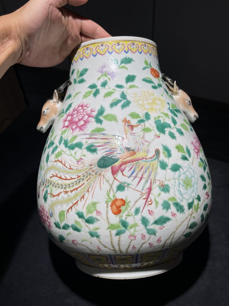 清光绪 粉彩花卉纹鹿头尊 - 图4