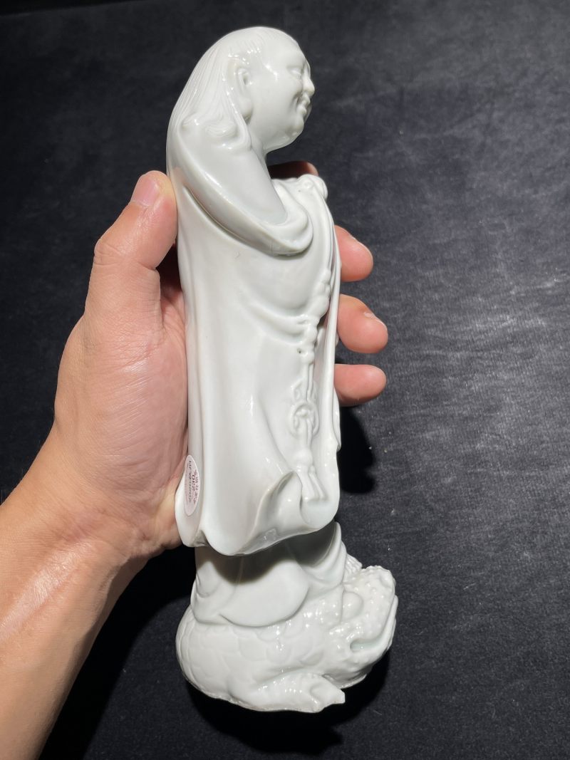清晚期 白釉刘海戏金蟾瓷塑一对 - 图19