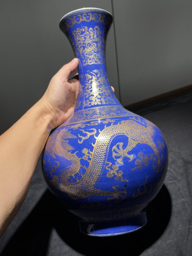 清光绪 祭蓝描金龙纹赏瓶一对 - 图21