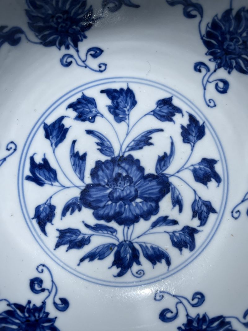 清康熙 仿宣窑青花花卉纹大碗 - 图6
