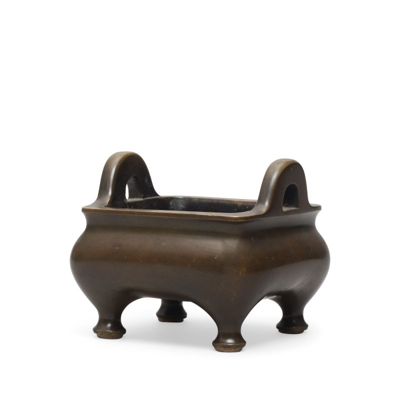 十七/十八世紀 銅冲耳四足爐 | A BRONZE SQUARE INCENSE BURNER - 图6