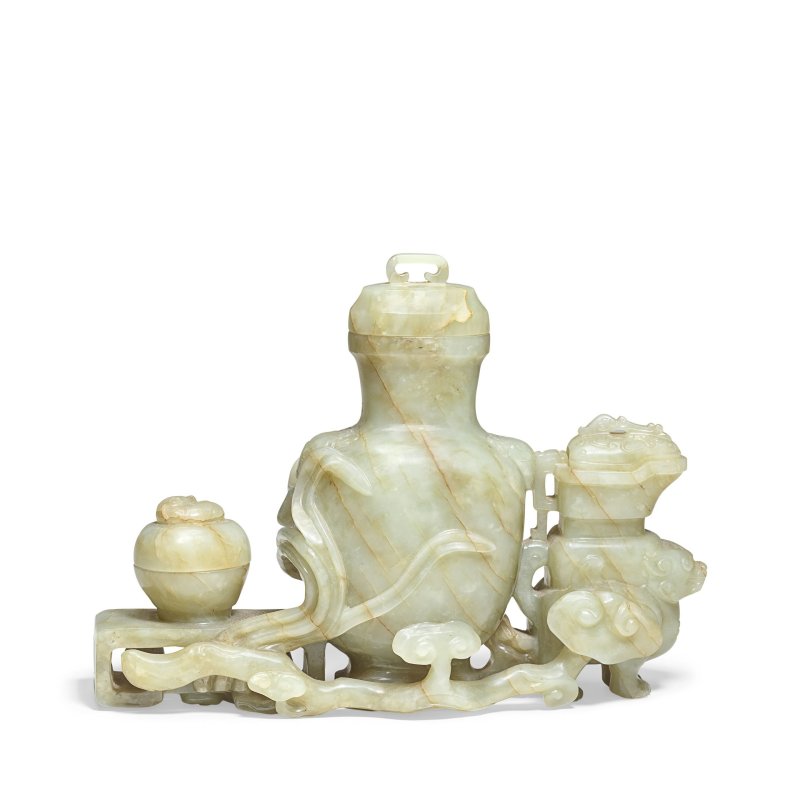 十八/十九世紀 青玉博古紋擺件 | A CELADON JADE 'ANTIQUE TREASURES' GROUP