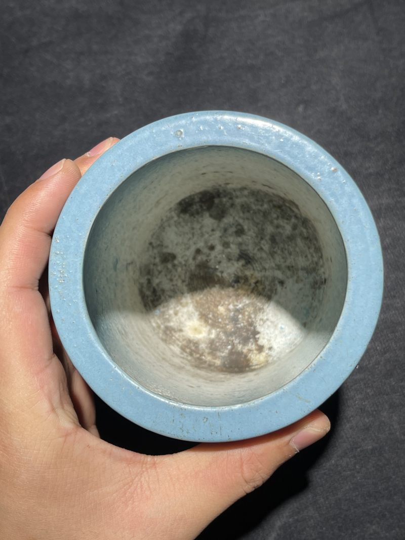 清晚期 松石绿地雕瓷花卉纹笔筒 - 图6