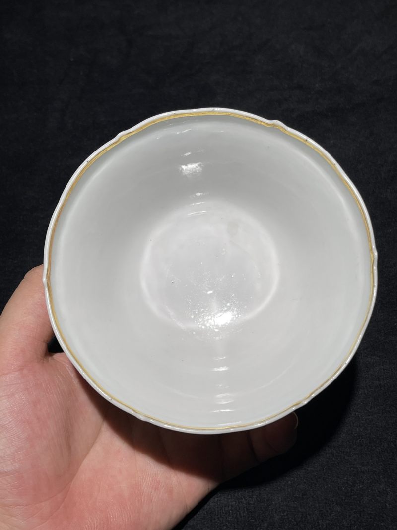 清中期 粉彩蝶恋花纹盖碗一对 - 图6