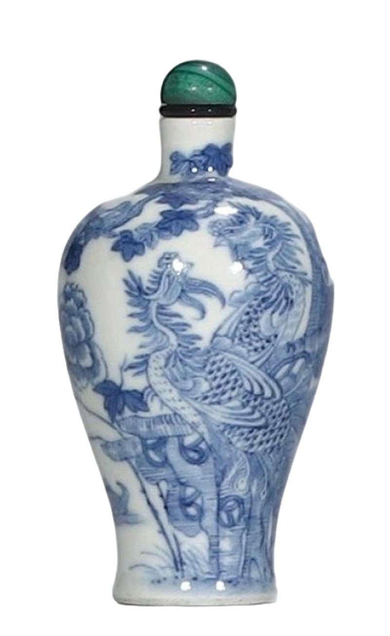 清乾隆 青花五伦图鼻烟壶