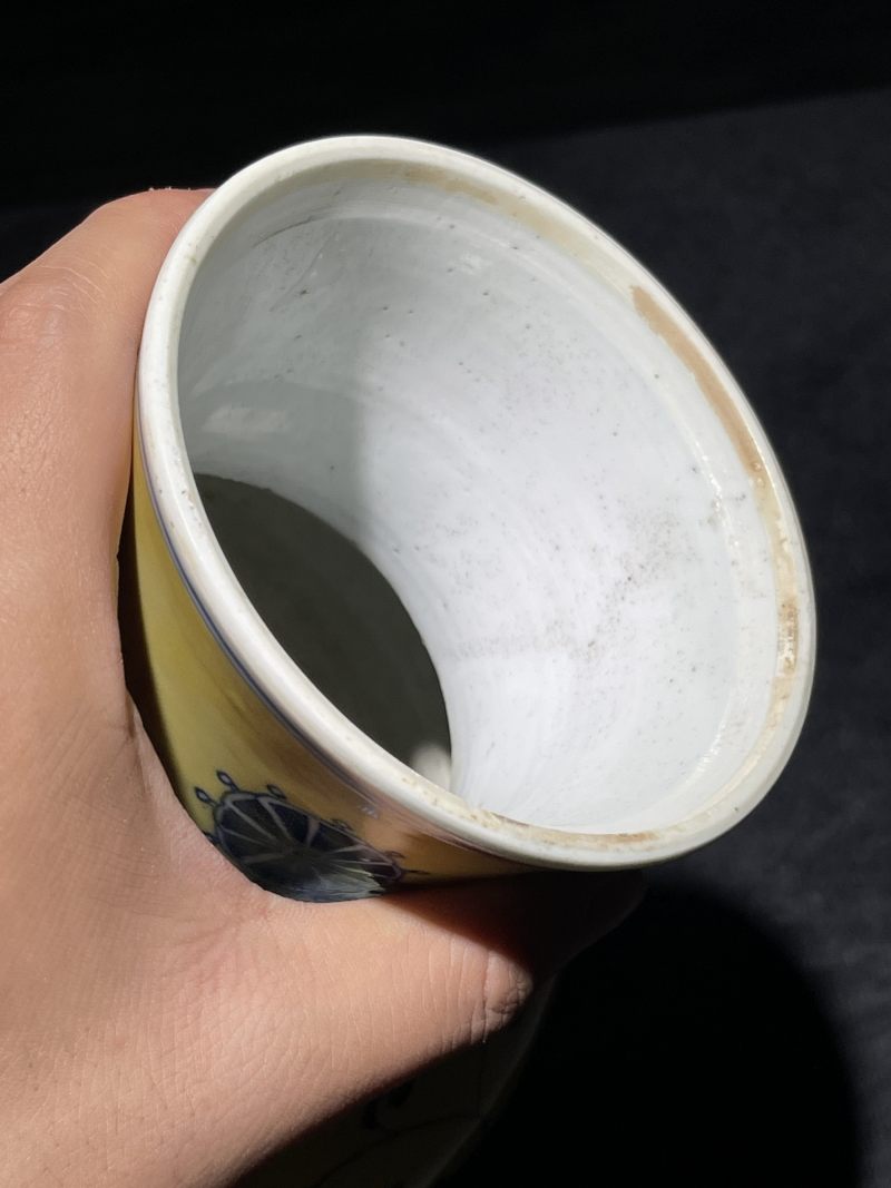 清康熙 黄地青花缠枝莲纹观音尊 - 图8