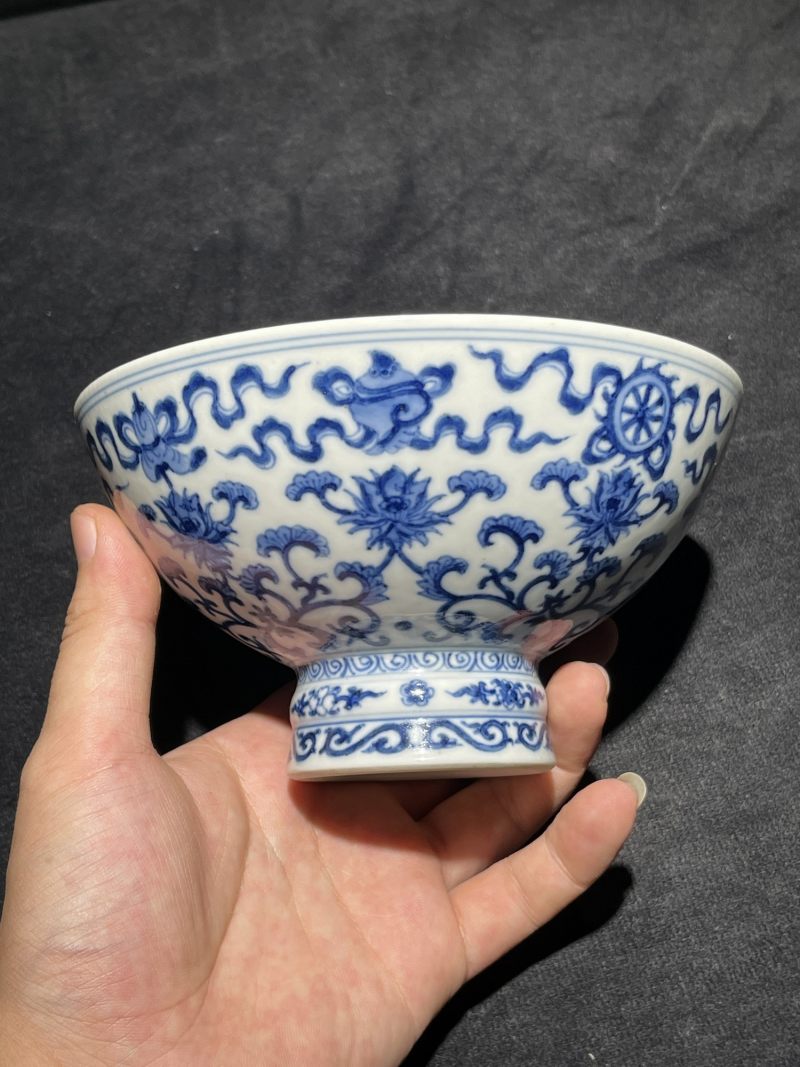 清晚期 青花佛八宝花卉纹高足碗 - 图2
