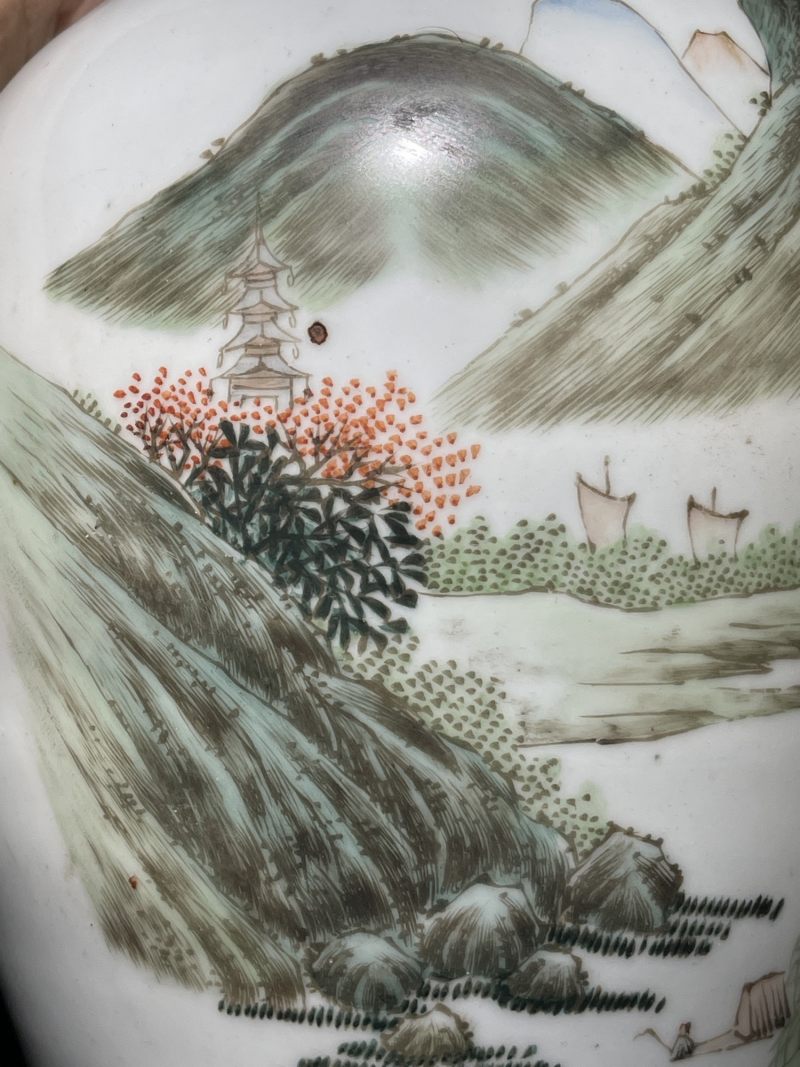 民国 粉彩山水纹大瓶一对 - 图19
