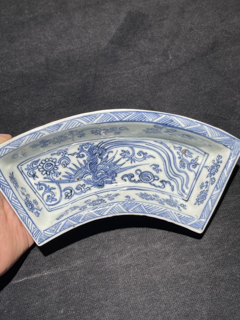 明万历 青花铁线描凤穿花纹攒盘一组十二件 - 图6