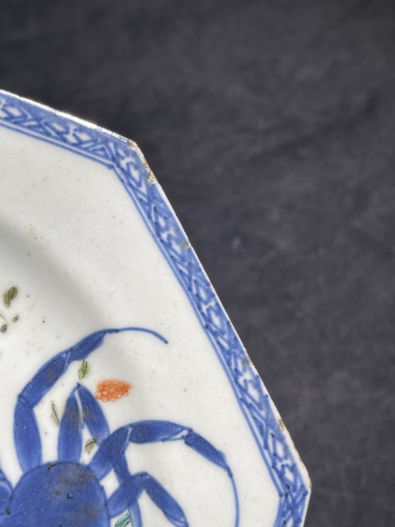清雍正 青花粉彩虾蟹图八方盘 - 图11