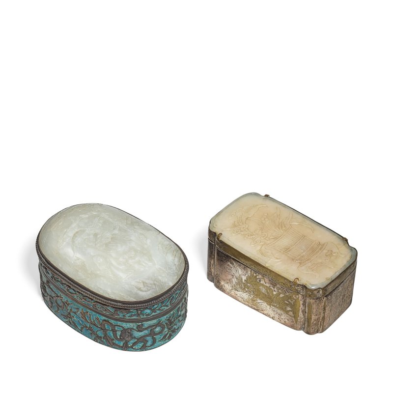 十九世紀 嵌玉盒兩件 | TWO JADE PLAQUES INSET INTO METAL BOXES