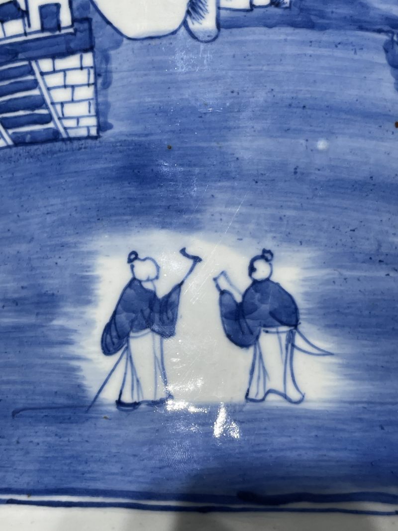 清乾隆 青花山水纹大罐 - 图6