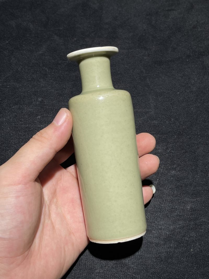 清康熙 青釉小棒槌瓶 - 图2