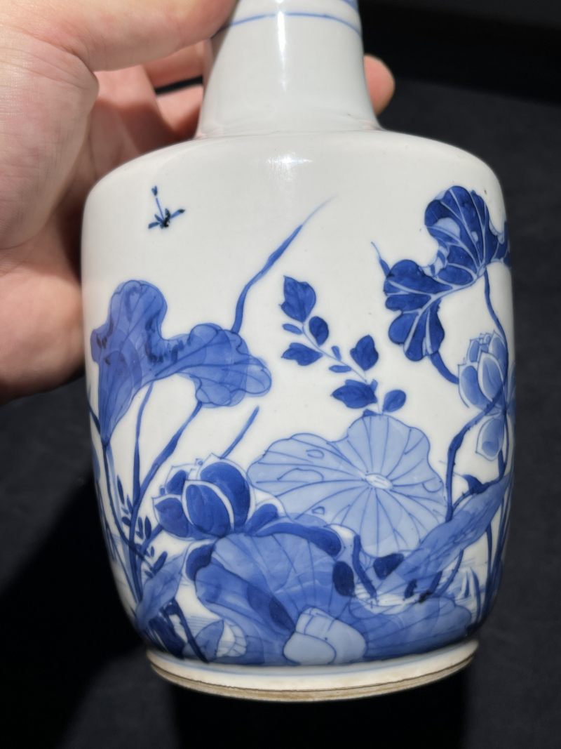 清康熙 青花荷塘月色纹纸槌瓶 - 图6