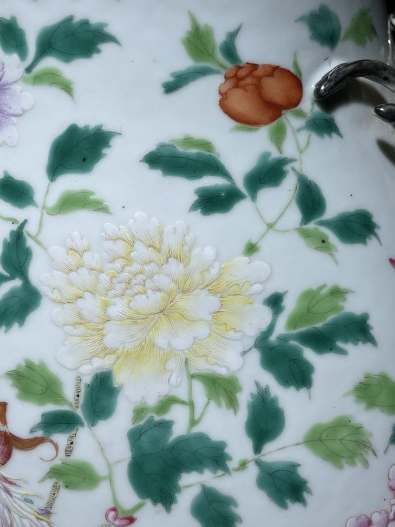 清光绪 粉彩花卉纹鹿头尊 - 图8