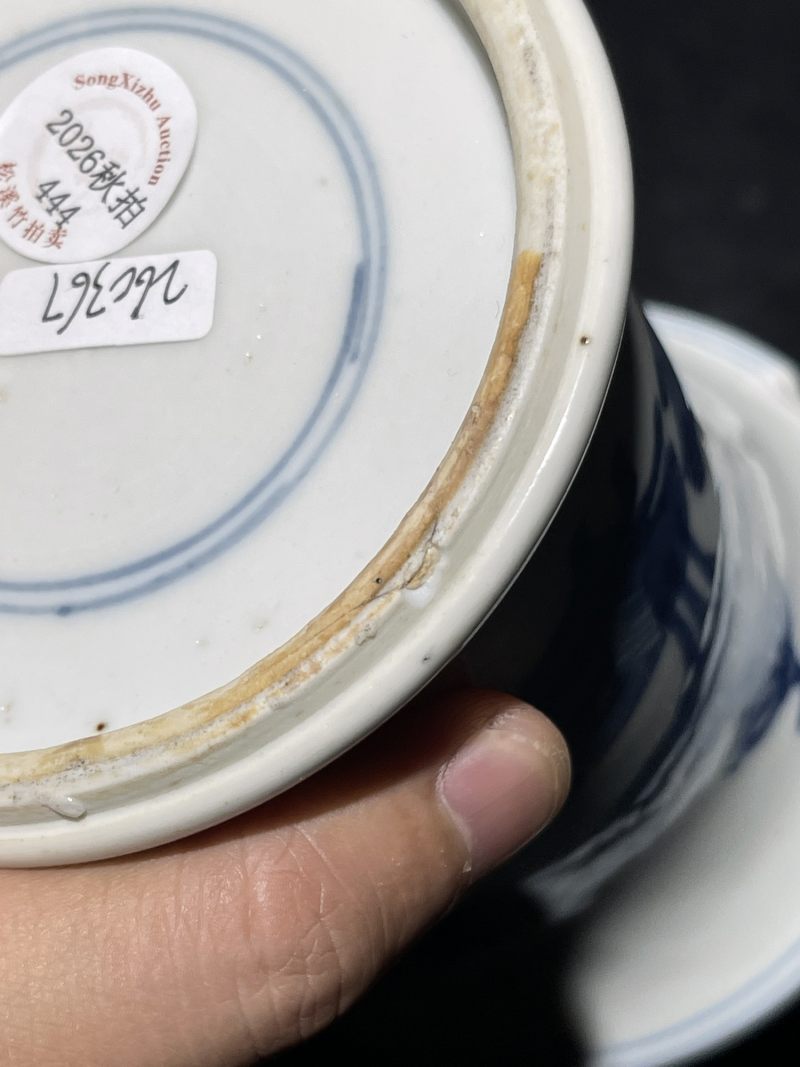 清康熙 青花博古纹束腰笔筒 - 图9
