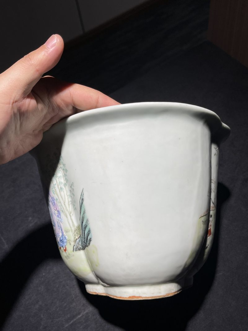 民国 粉彩人物纹花盆 - 图5