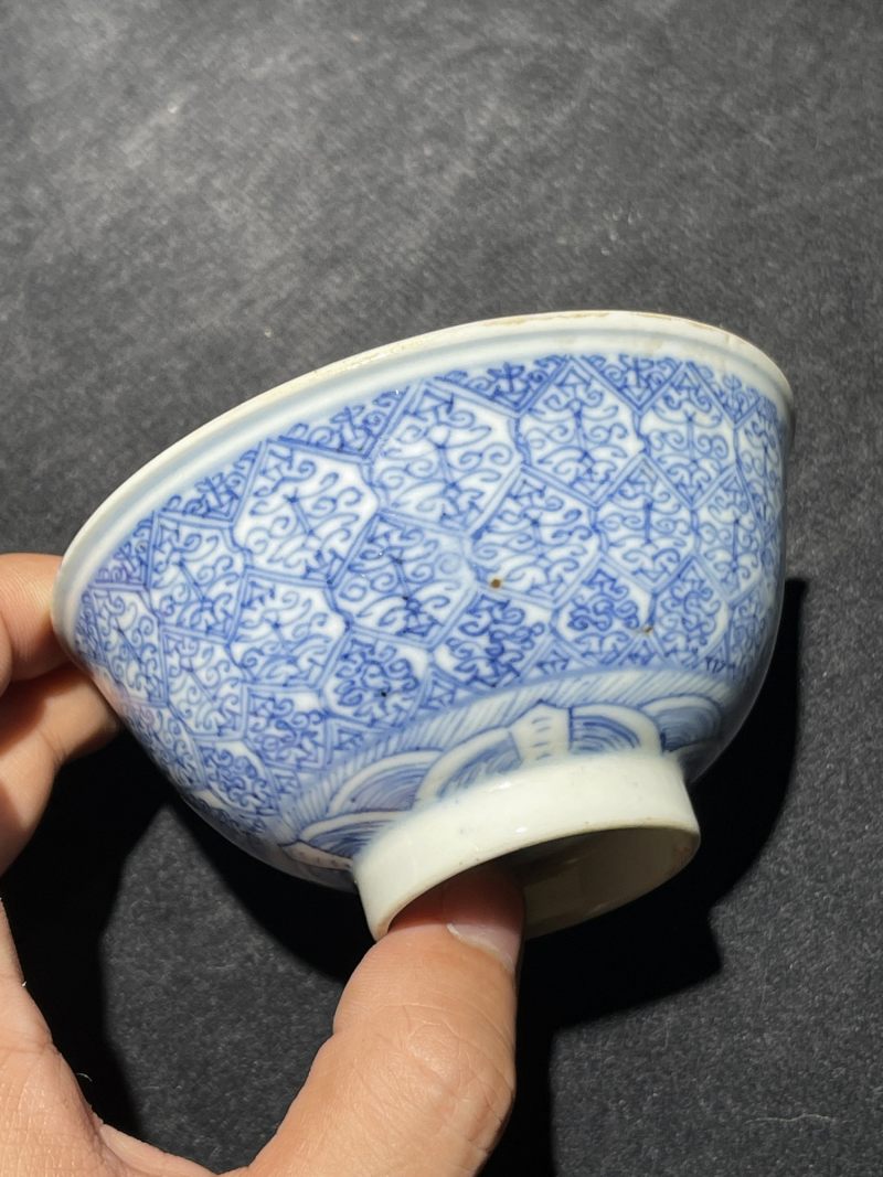 清光绪 青花锦地纹杯 - 图4