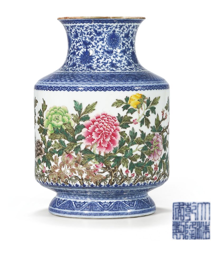 民国 青花粉彩花卉纹灯笼尊 - 图1