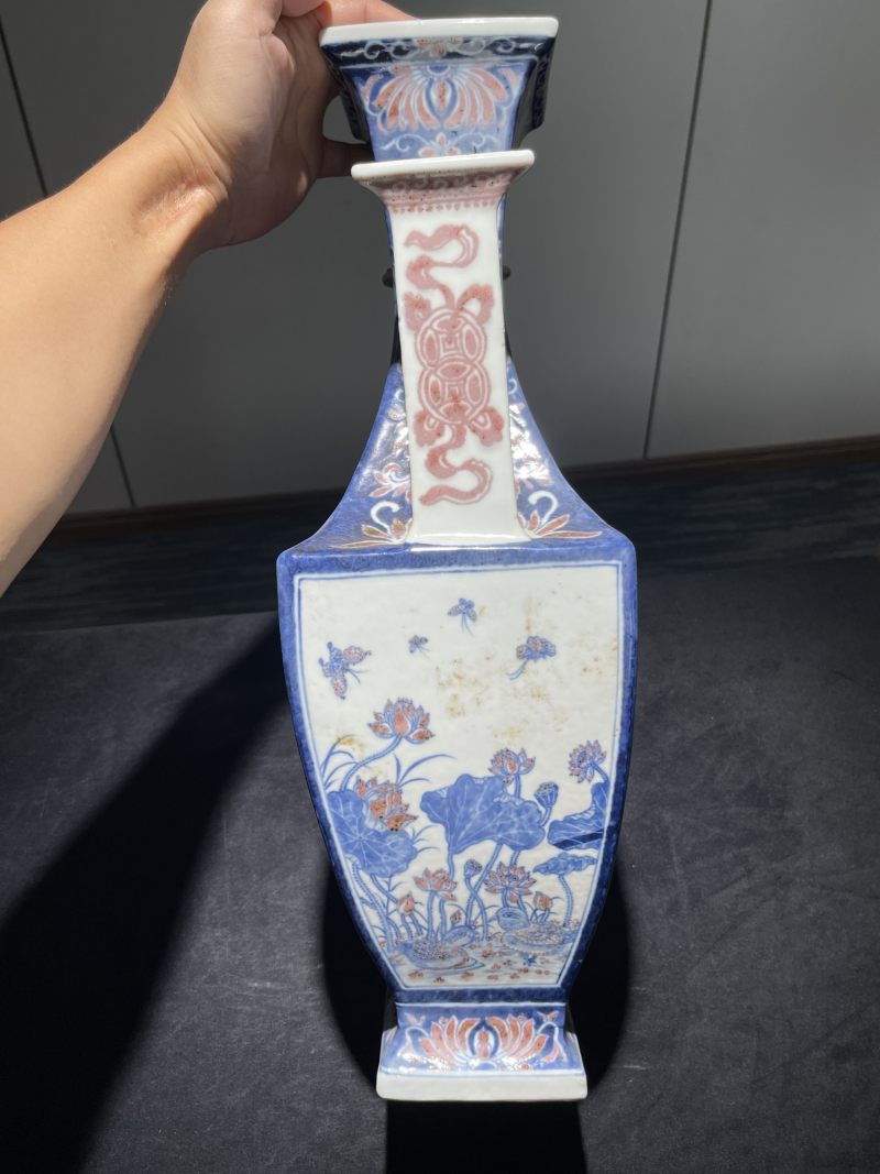 解放初 青花釉里红四方三孔瓶 - 图3