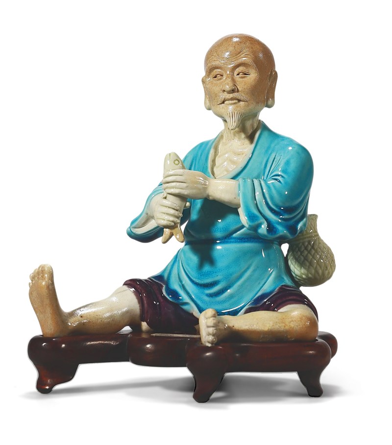 清乾隆 孔雀蓝釉渔翁得利瓷塑