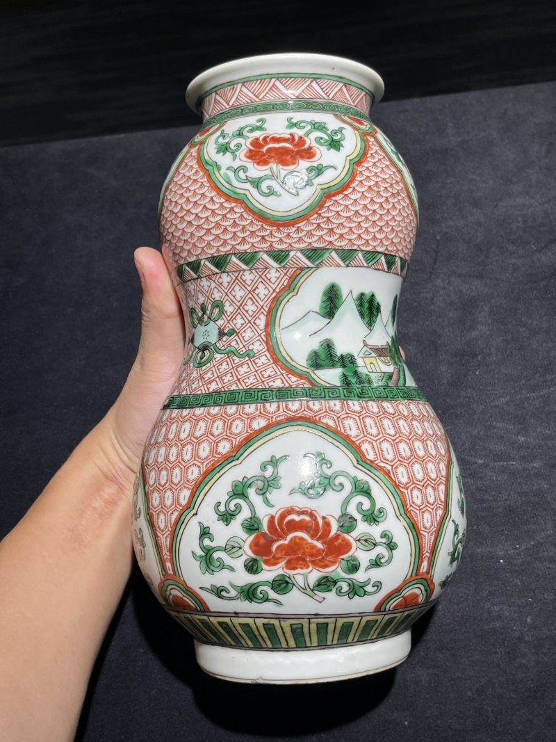 清晚期 五彩花卉纹葫芦瓶 - 图3