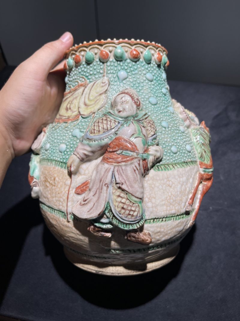 清代 浮雕瓷器一组3件 - 图11