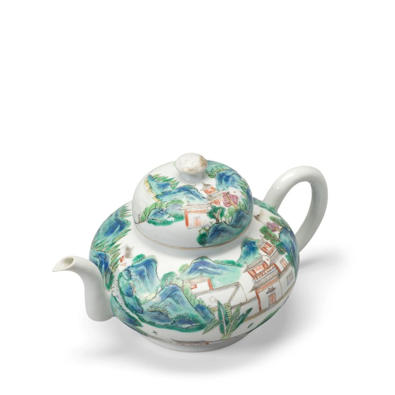 民國 粉彩亭臺山水圖蓋壺 | A FAMILLE ROSE 'LANDSCAPE' TEAPOT AND COVER - 图1