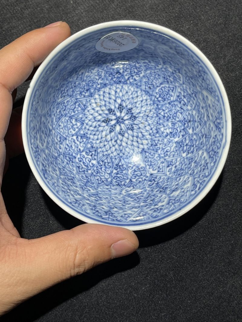 清光绪 青花锦地纹杯 - 图5