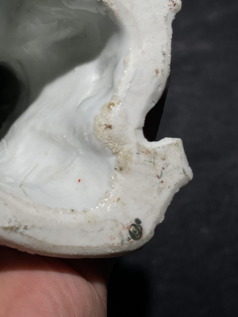 清晚期 白釉刘海戏金蟾瓷塑一对 - 图24