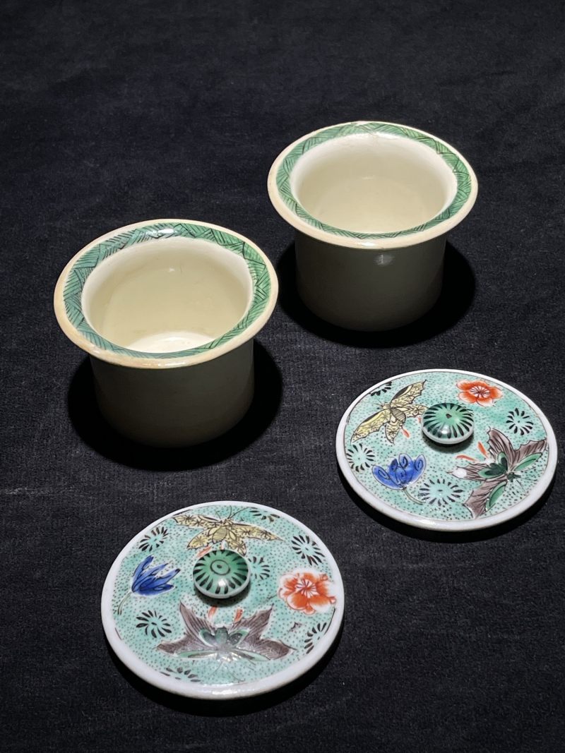 清代 五彩蝶恋花文具盒 - 图11