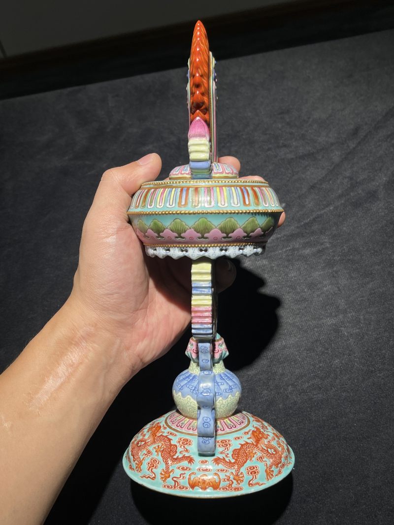 清乾隆 御制绿地洋彩描金八吉祥供器 - 图4