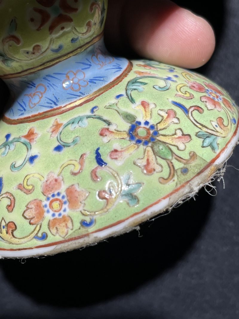 清中期 粉彩花卉高足供盘一对 - 图7