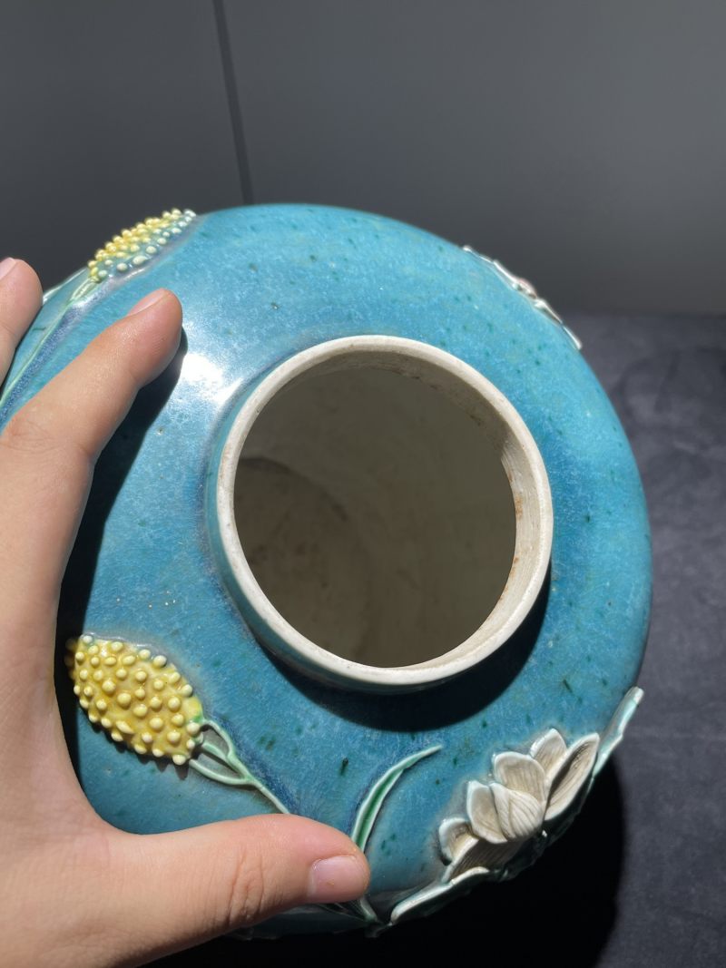 清代 浮雕瓷器一组3件 - 图6
