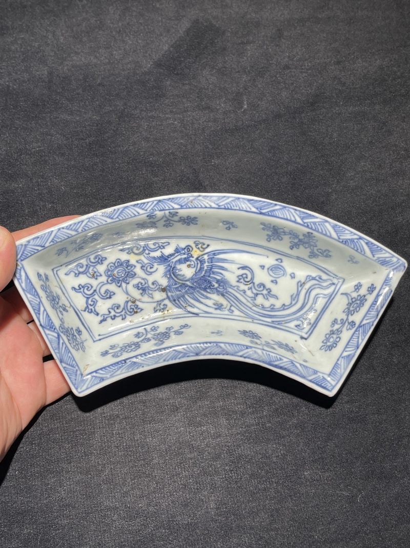明万历 青花铁线描凤穿花纹攒盘一组十二件 - 图10