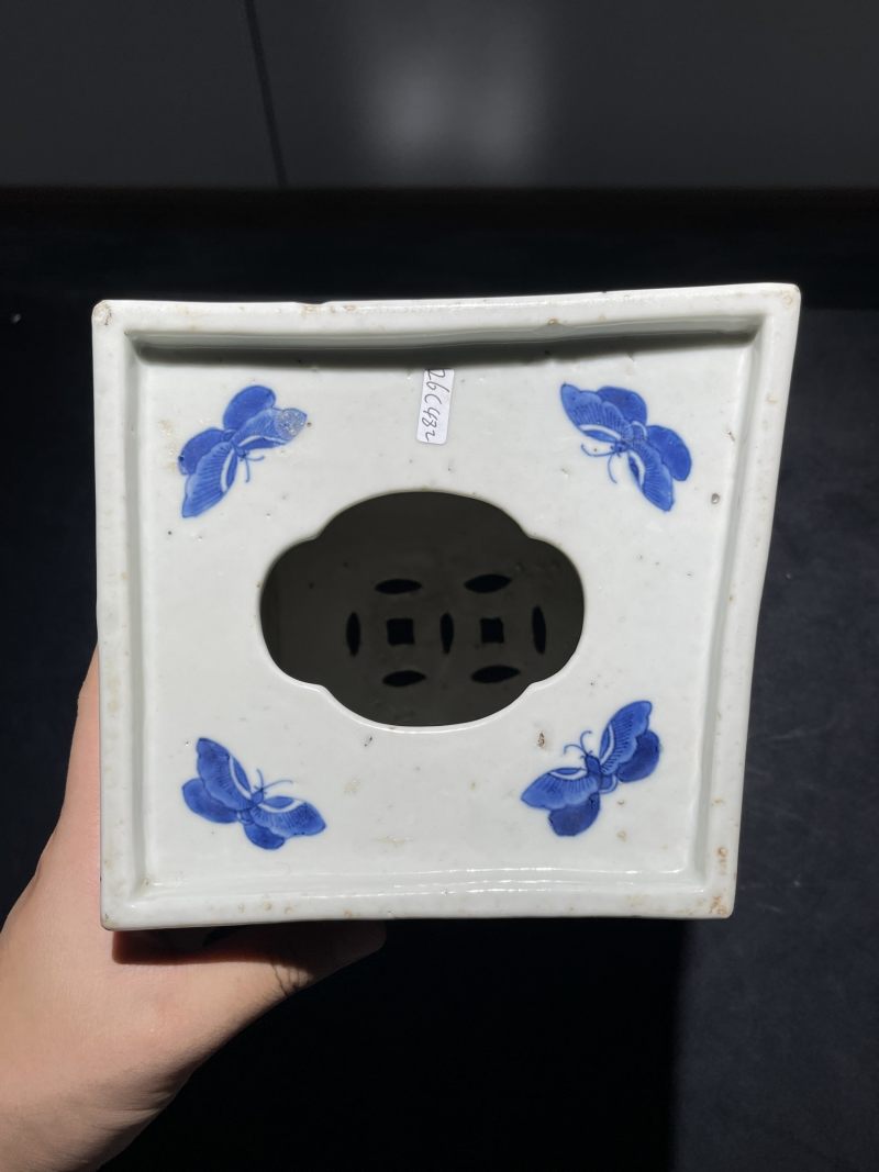 清中期 青花花卉纹迎手 - 图8