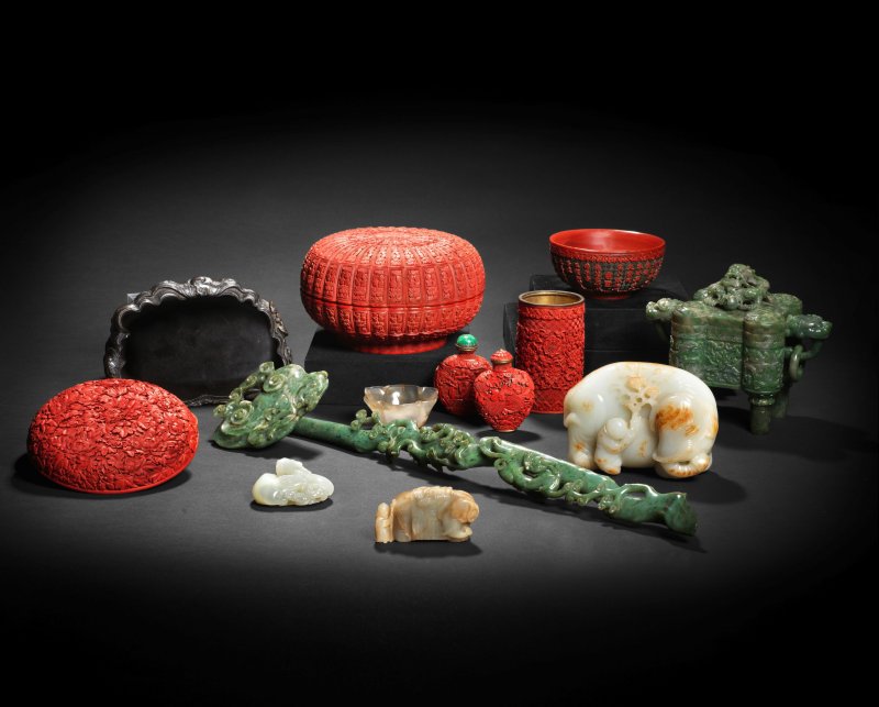 清乾隆丙寅年（1746） 御製剔紅御題詩三清茶盌 | A RARE IMPERIALLY-INSCRIBED RED AND BLACK LACQUER CARVED TEA BOWL - 图10