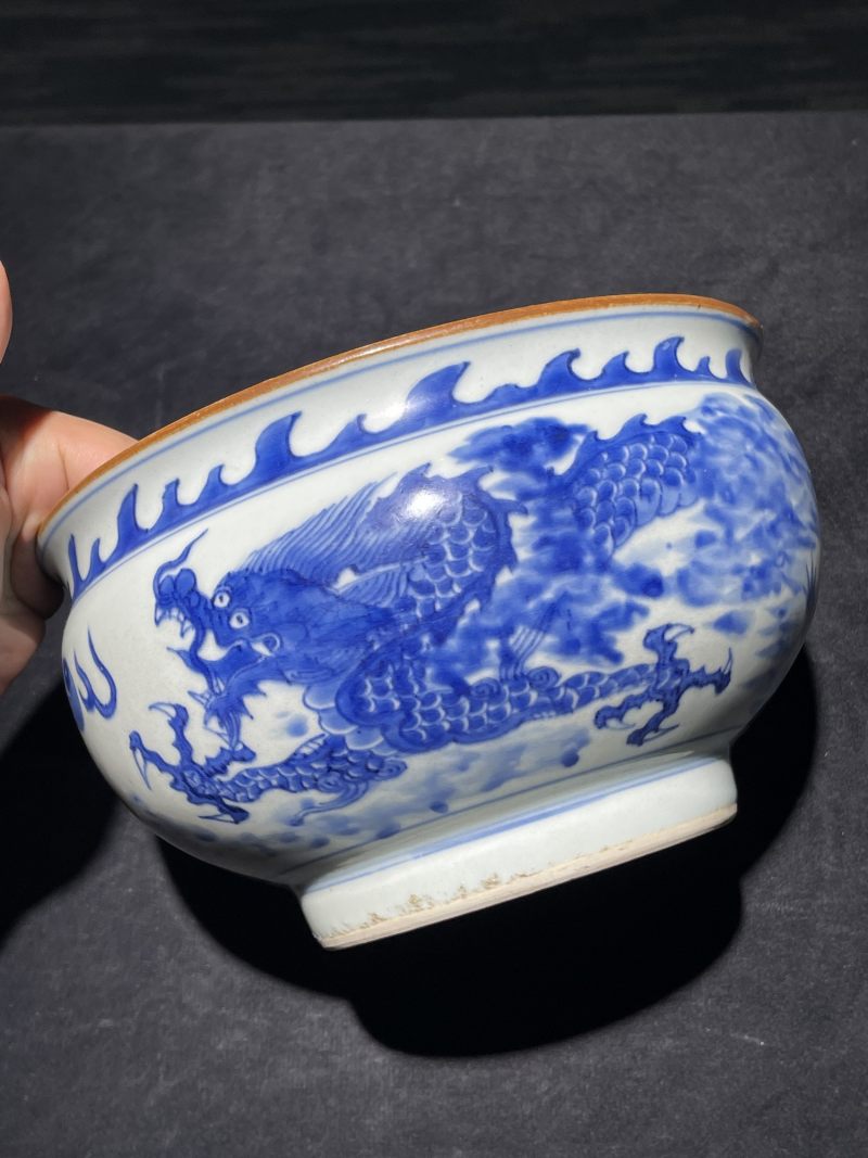 清顺治 青花云龙纹香炉 - 图2