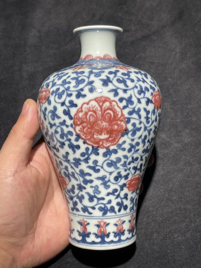 清晚期 青花釉里红缠枝花卉纹梅瓶 - 图2