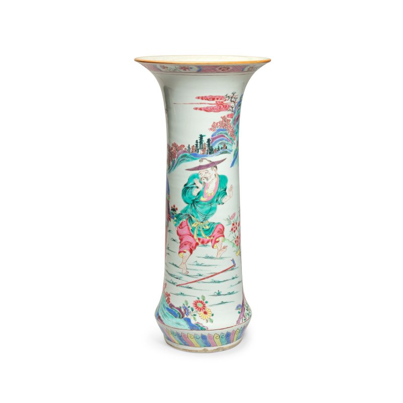清雍正 粉彩扼虎救父圖觚 | A LARGE FAMILLE ROSE 'FILIAL PIETY' VASE, GU - 图2